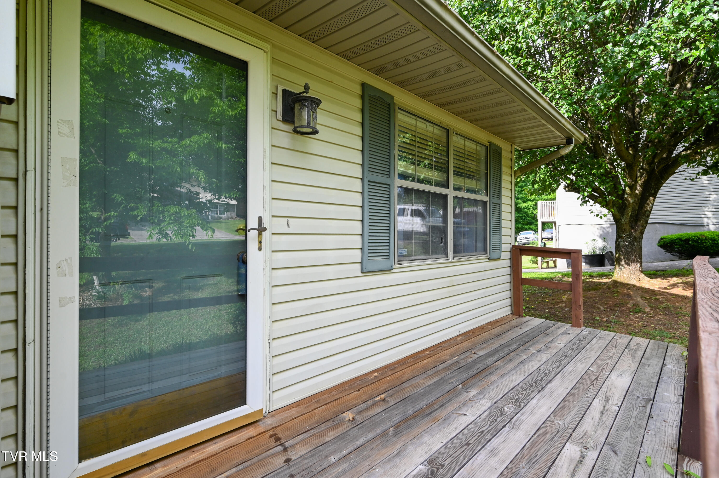 1401 Colony Circle, Morristown, Tennessee image 2