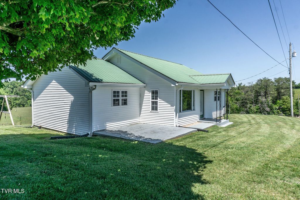 Photo of 180 Mill Road, Greeneville, TN 37743 (MLS # 9995286)