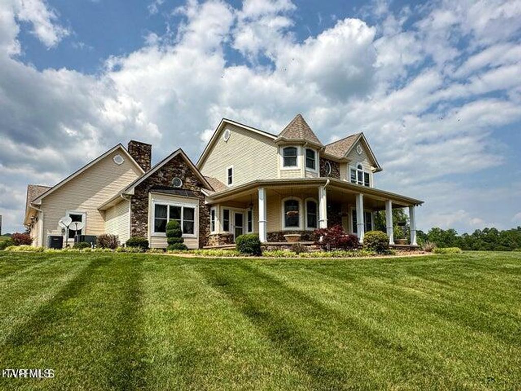 Photo of 1292 Pump Springs Road, Harrogate, TN 37752 (MLS # 9993183)