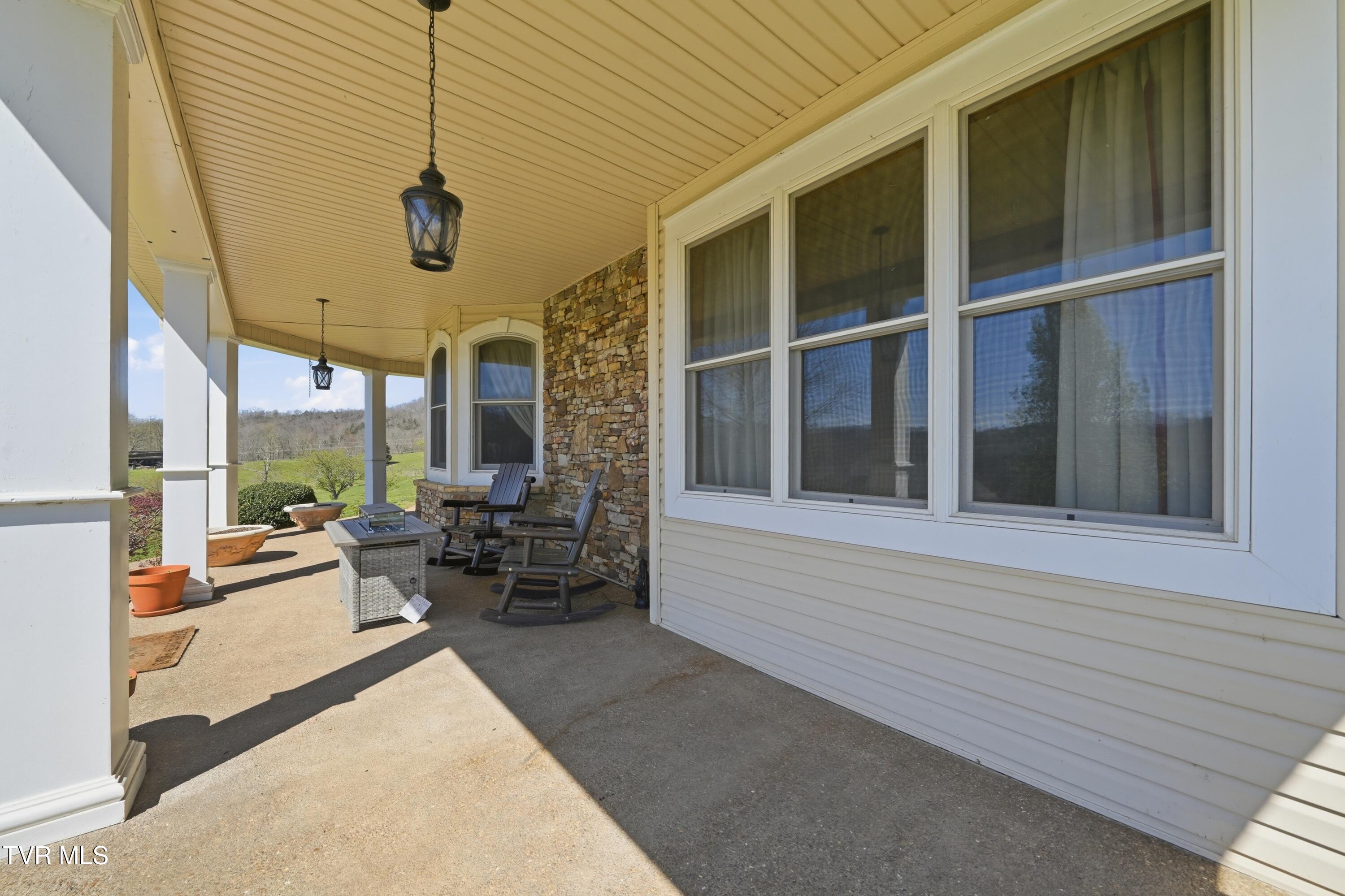 1292 Pump Springs Road