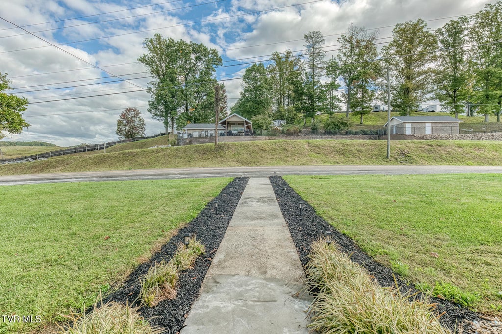 Photo of 19110 County Park Road, Abingdon, VA 24211 (MLS # 10002142)
