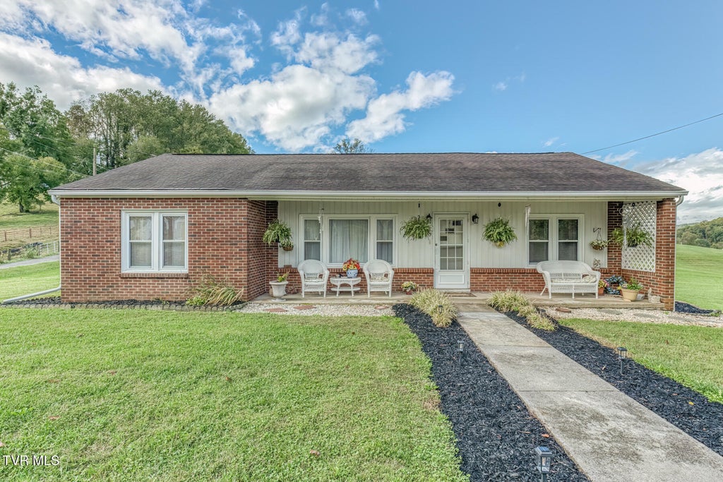 Photo of 19110 County Park Road, Abingdon, VA 24211 (MLS # 10002142)