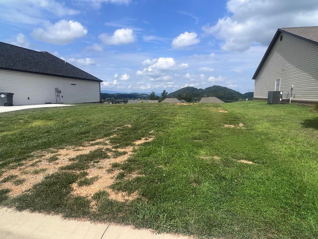 Photo of Tbd Murrayfield Way, Kingsport, TN 37664 (MLS # 9991779)
