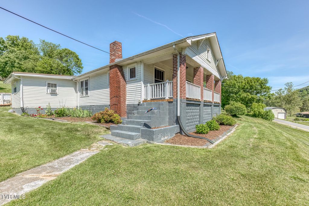 Photo of 804 Bristol Caverns Highway, Bristol, TN 37620 (MLS # 9995553)