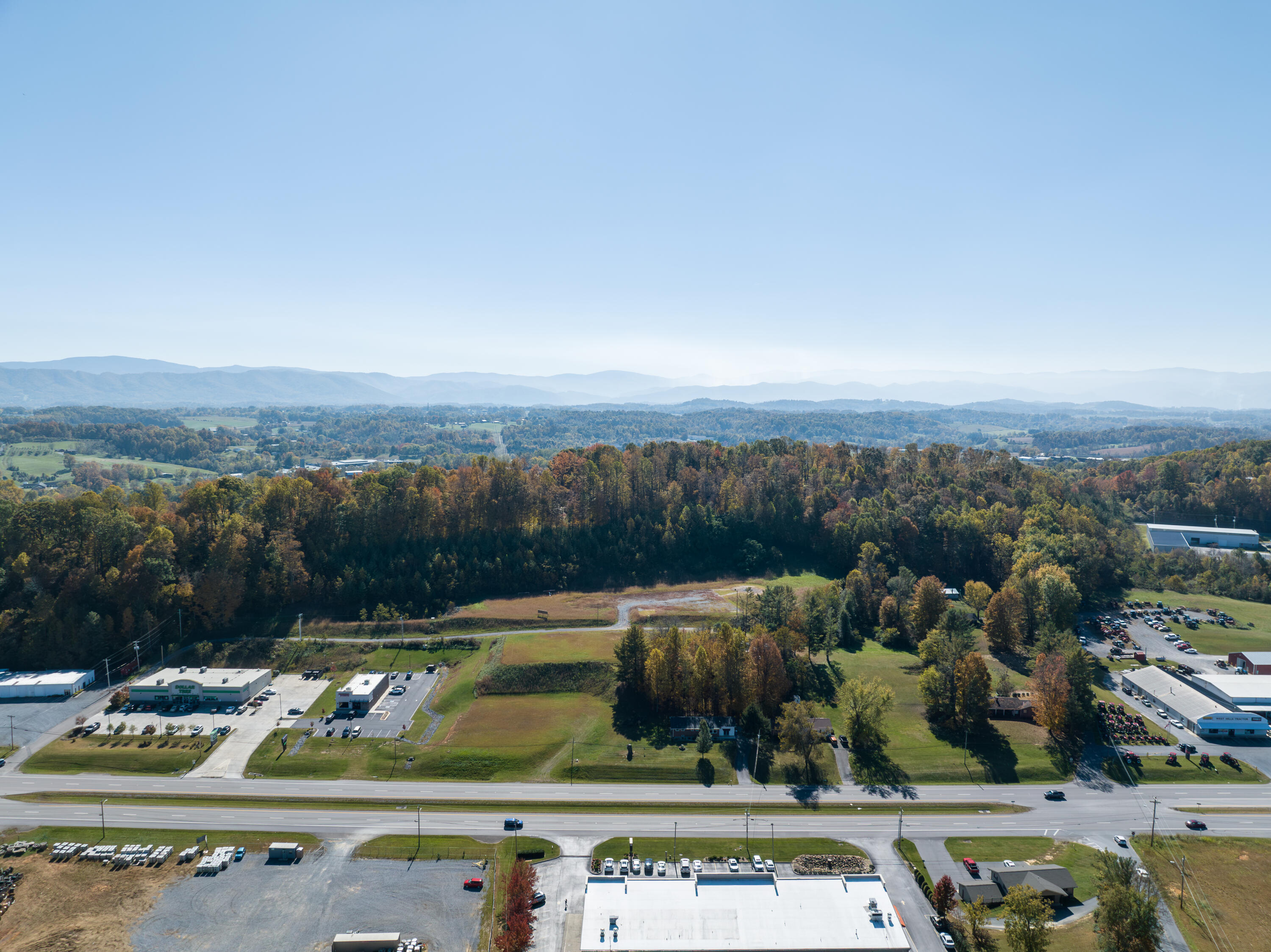 140 Hills Drive, Jonesborough, Tennessee image 3