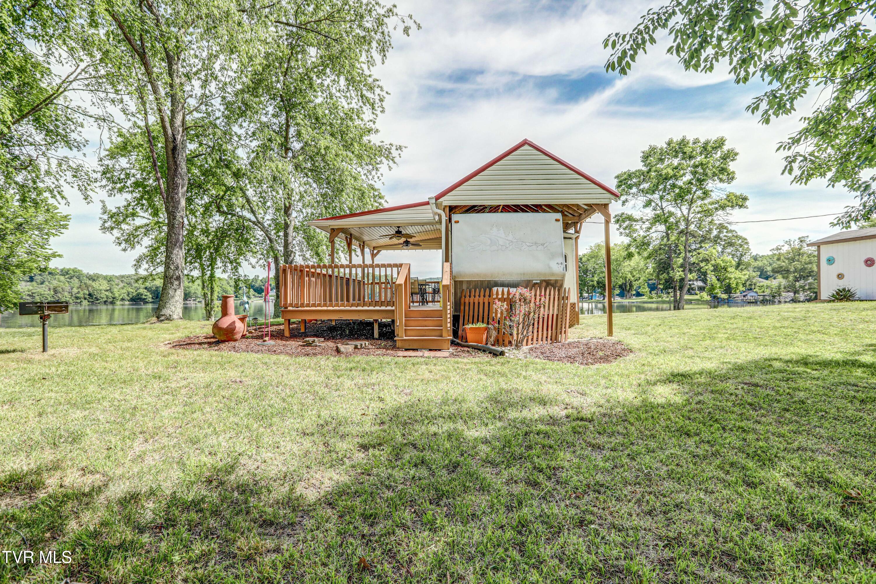 488 Sportsman Dock Road, Piney Flats, Tennessee image 24