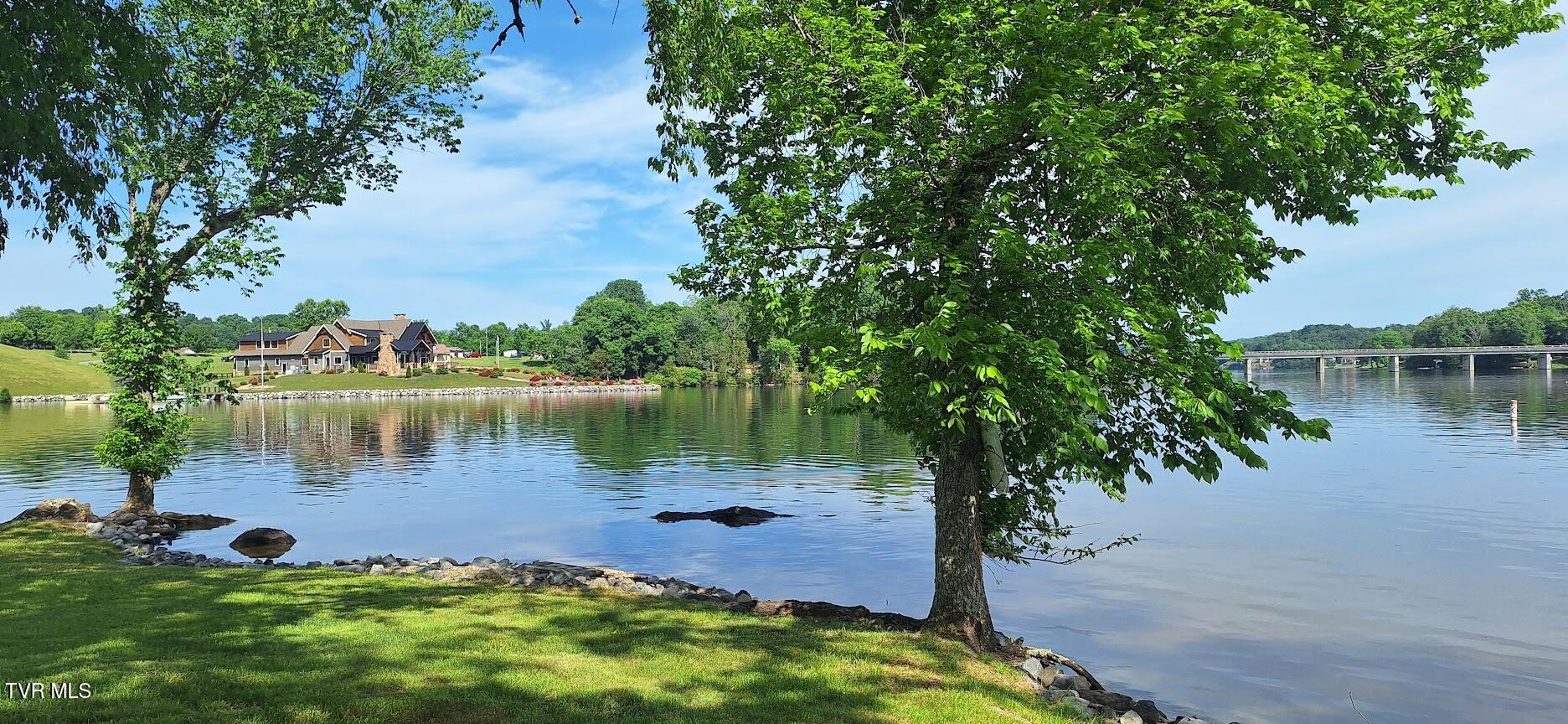 488 Sportsman Dock Road, Piney Flats, Tennessee image 9