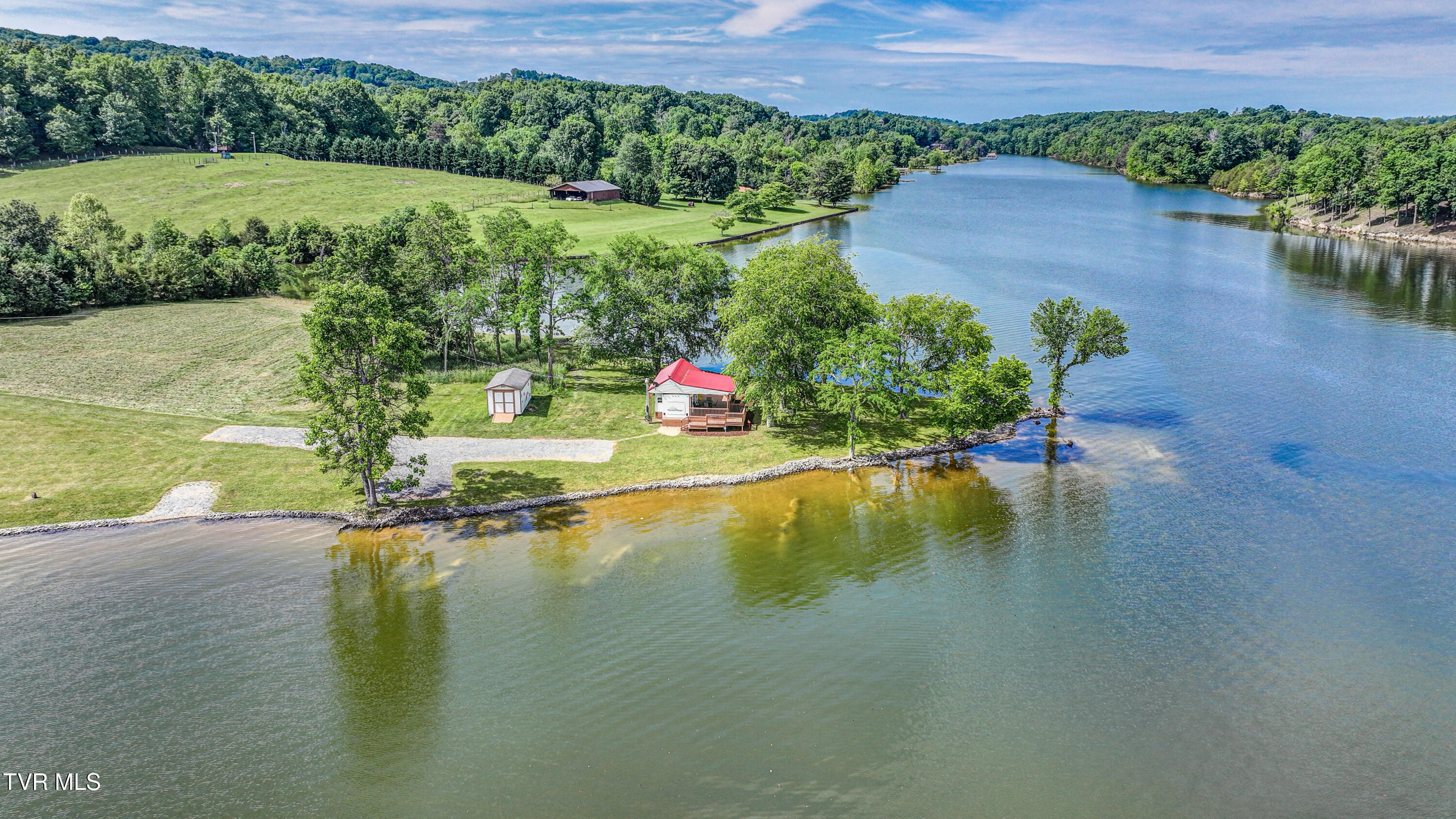 488 Sportsman Dock Road, Piney Flats, Tennessee image 37