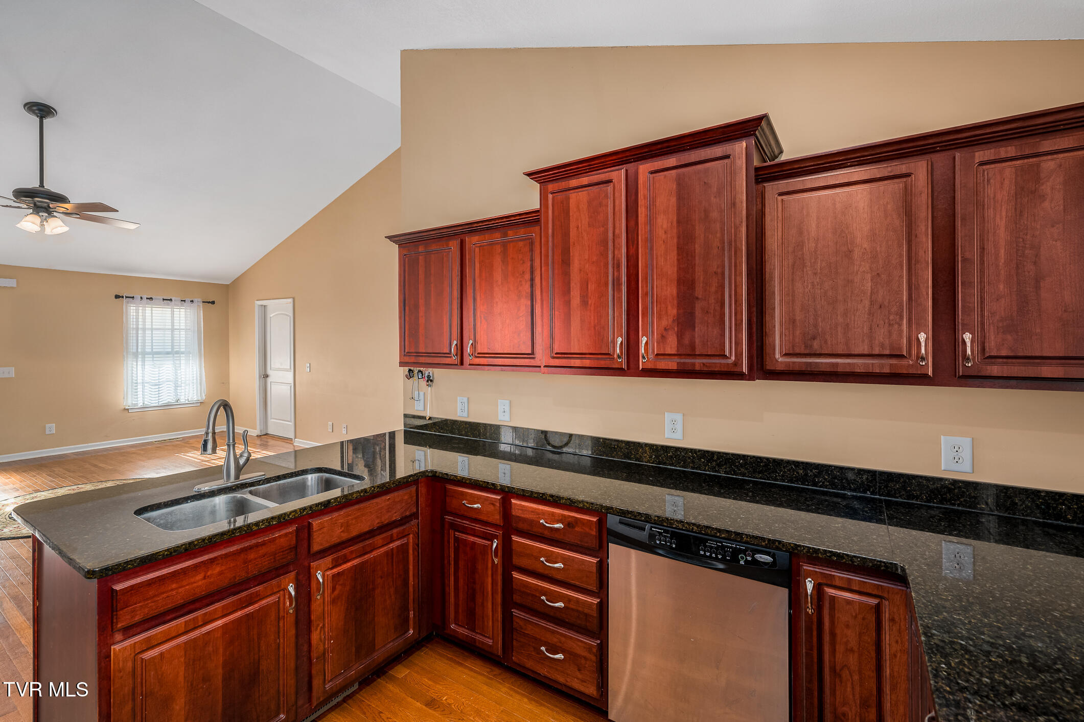 250 Bradford Lane, Bristol, Tennessee image 12