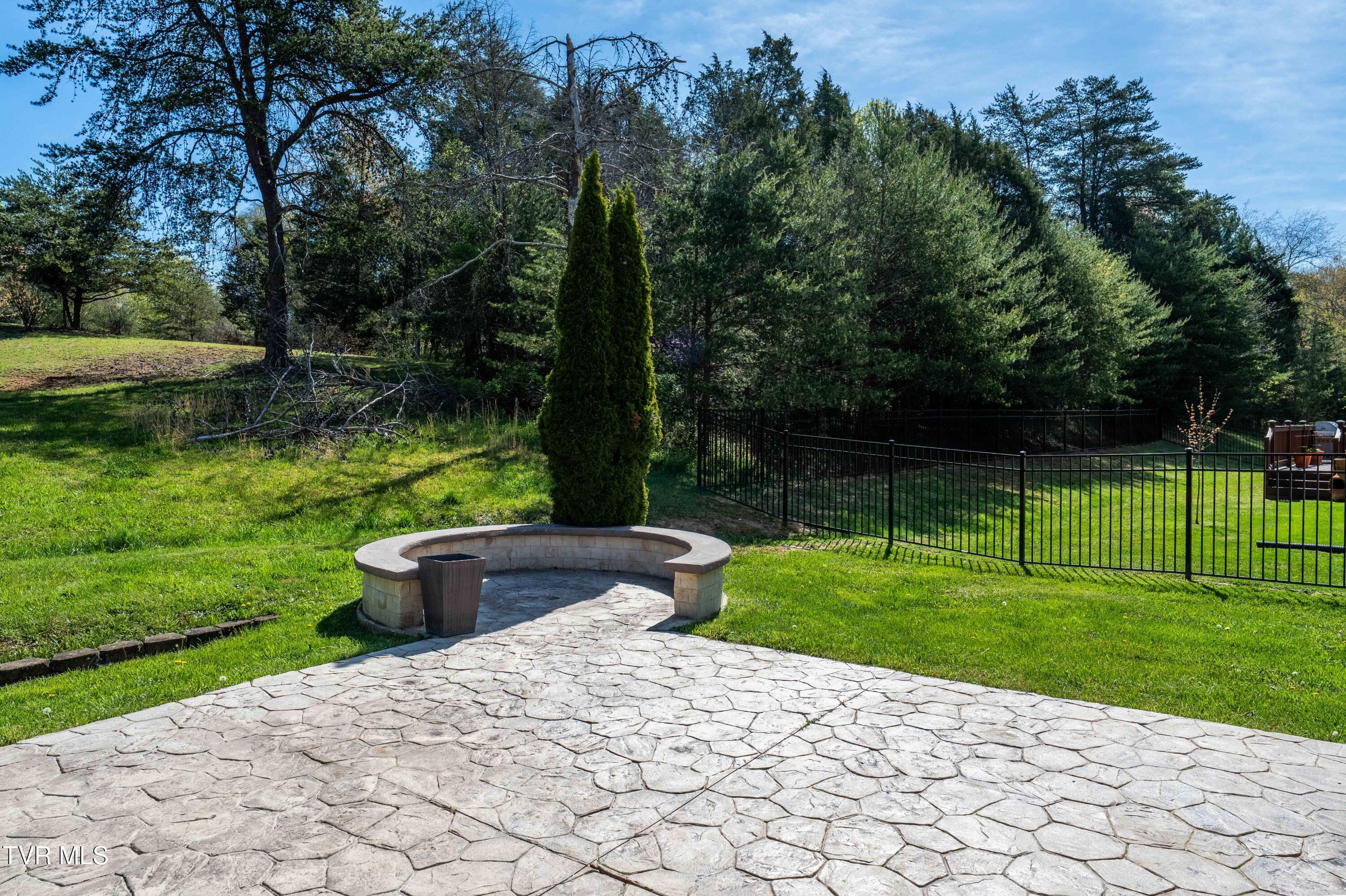 250 Bradford Lane, Bristol, Tennessee image 32