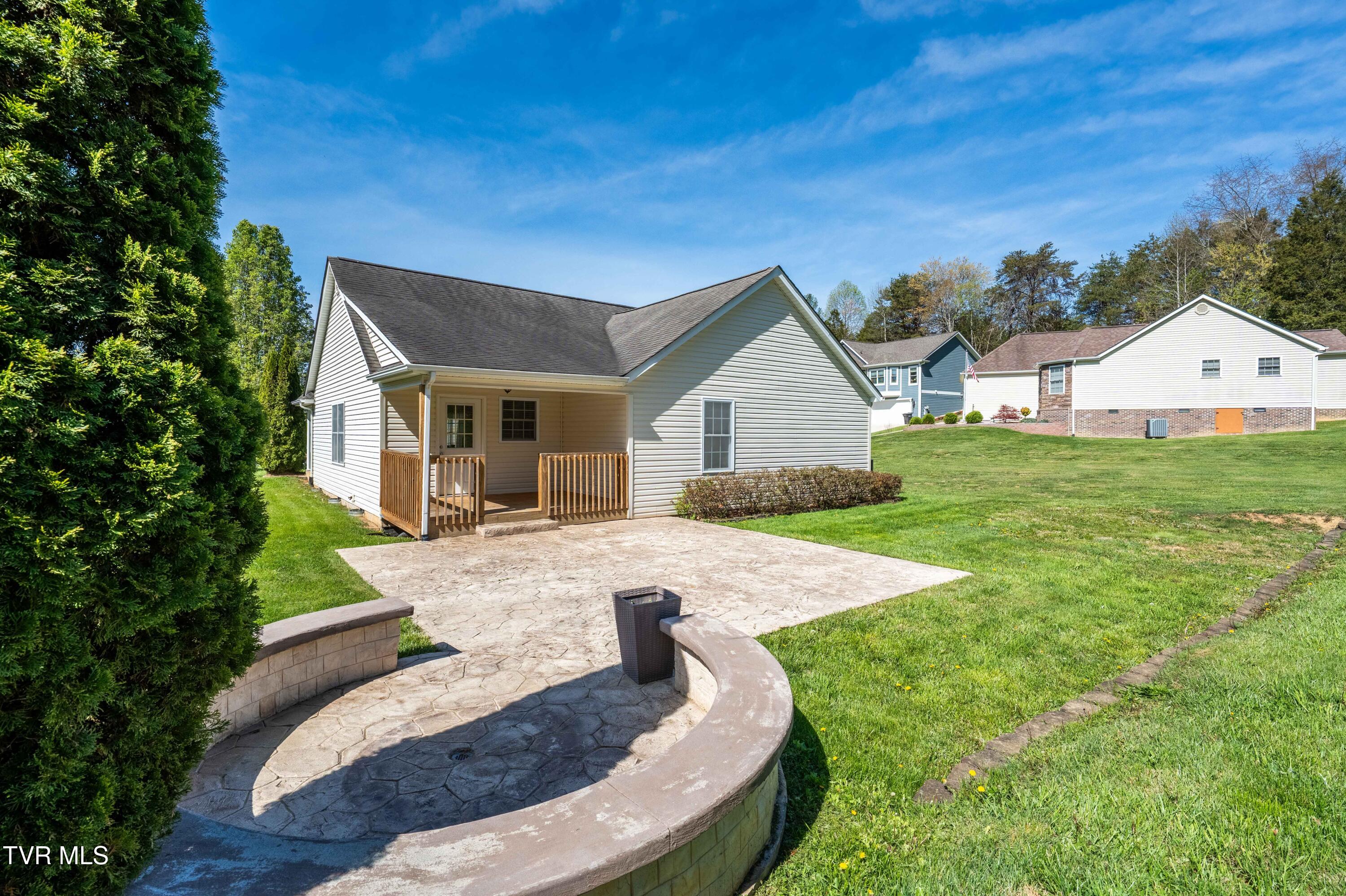 250 Bradford Lane, Bristol, Tennessee image 28