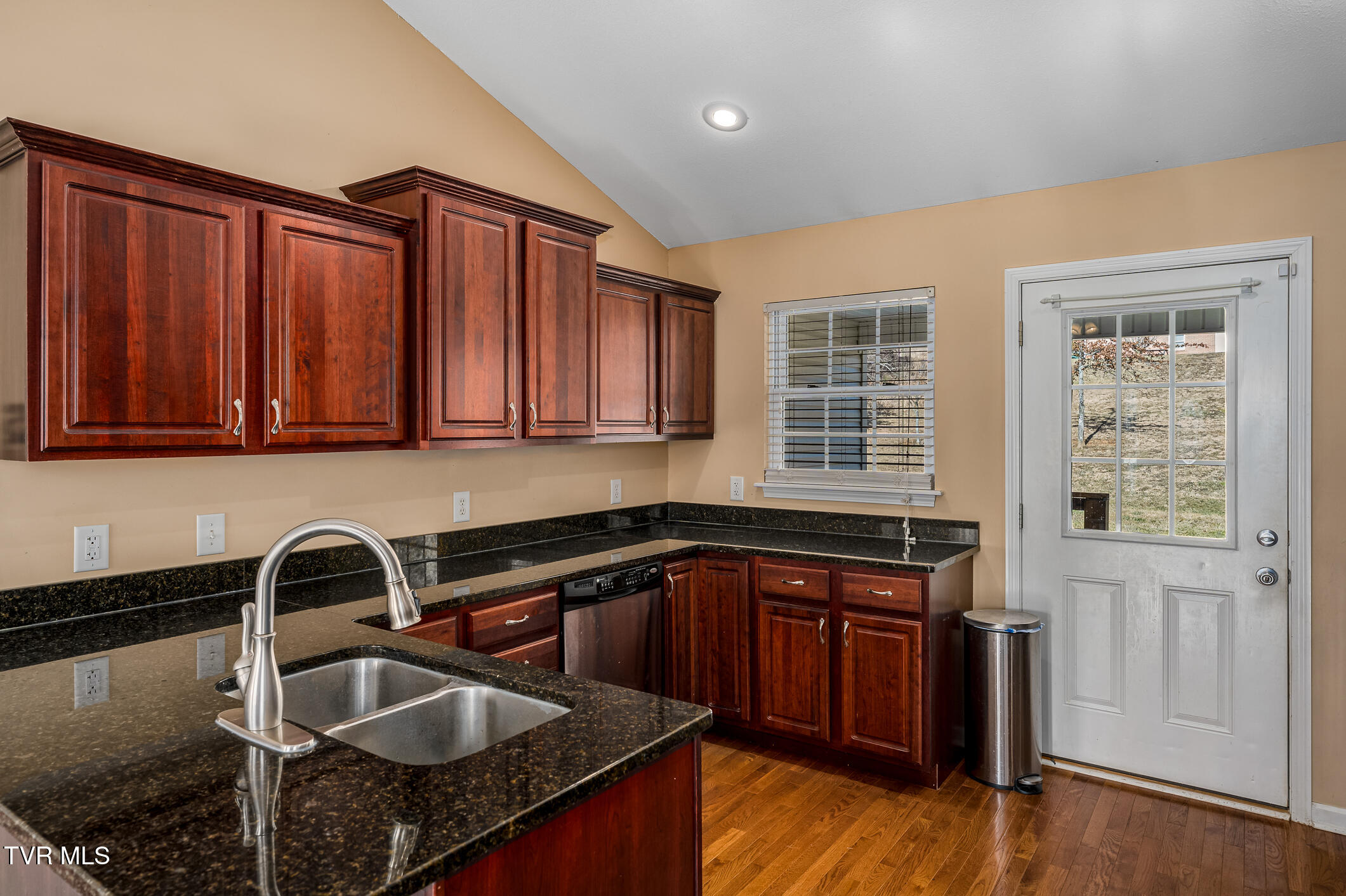 250 Bradford Lane, Bristol, Tennessee image 11