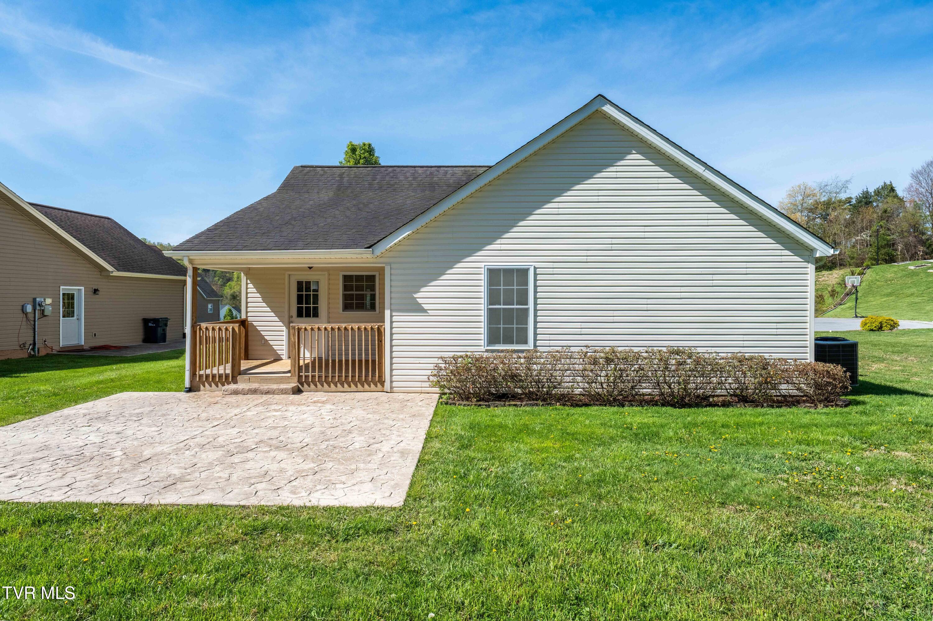 250 Bradford Lane, Bristol, Tennessee image 29