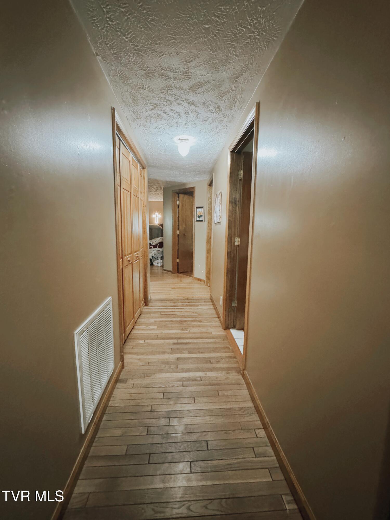 1478 Belchers Fork Road, Grundy, Virginia image 32