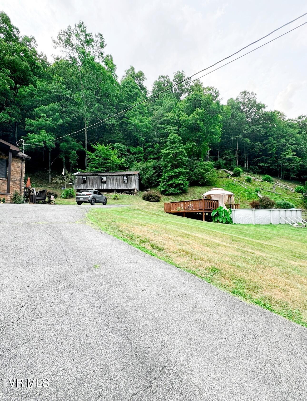 1478 Belchers Fork Road, Grundy, Virginia image 7