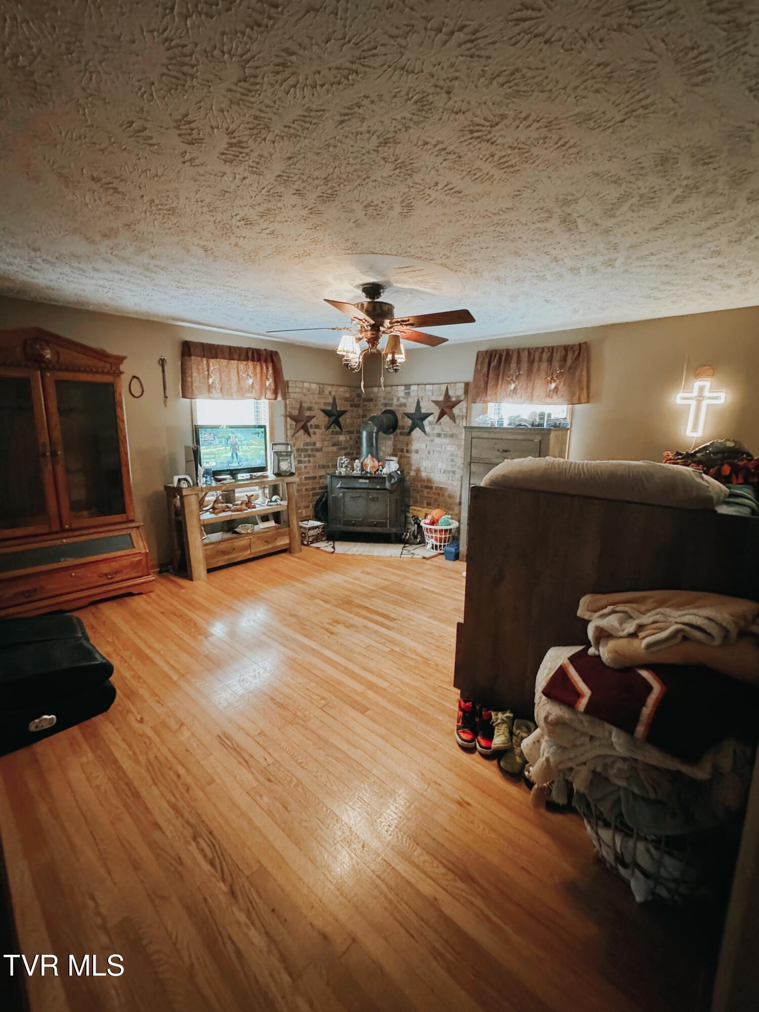 1478 Belchers Fork Road, Grundy, Virginia image 25