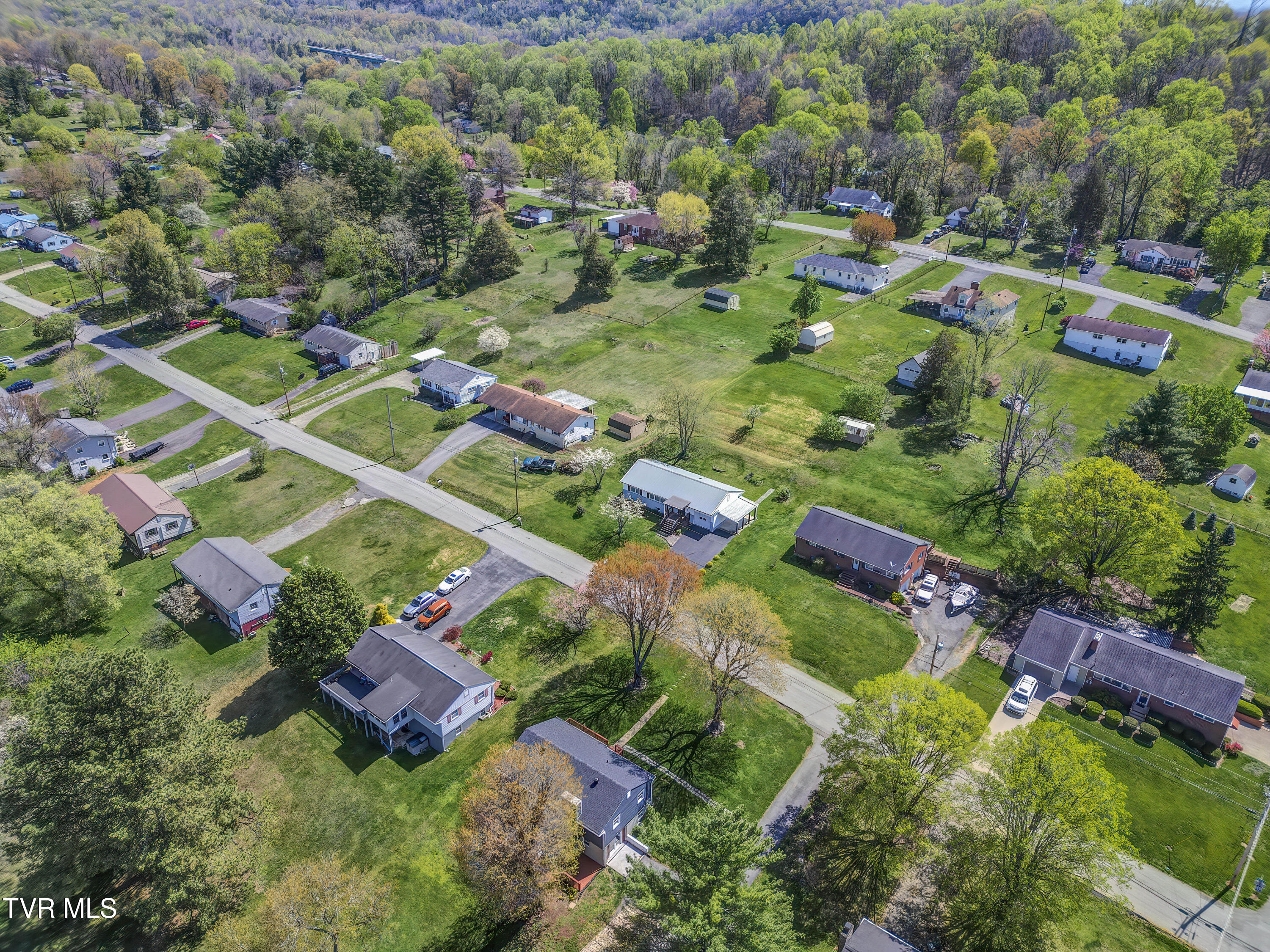 308 Elmhurst Drive, Kingsport, Tennessee image 40