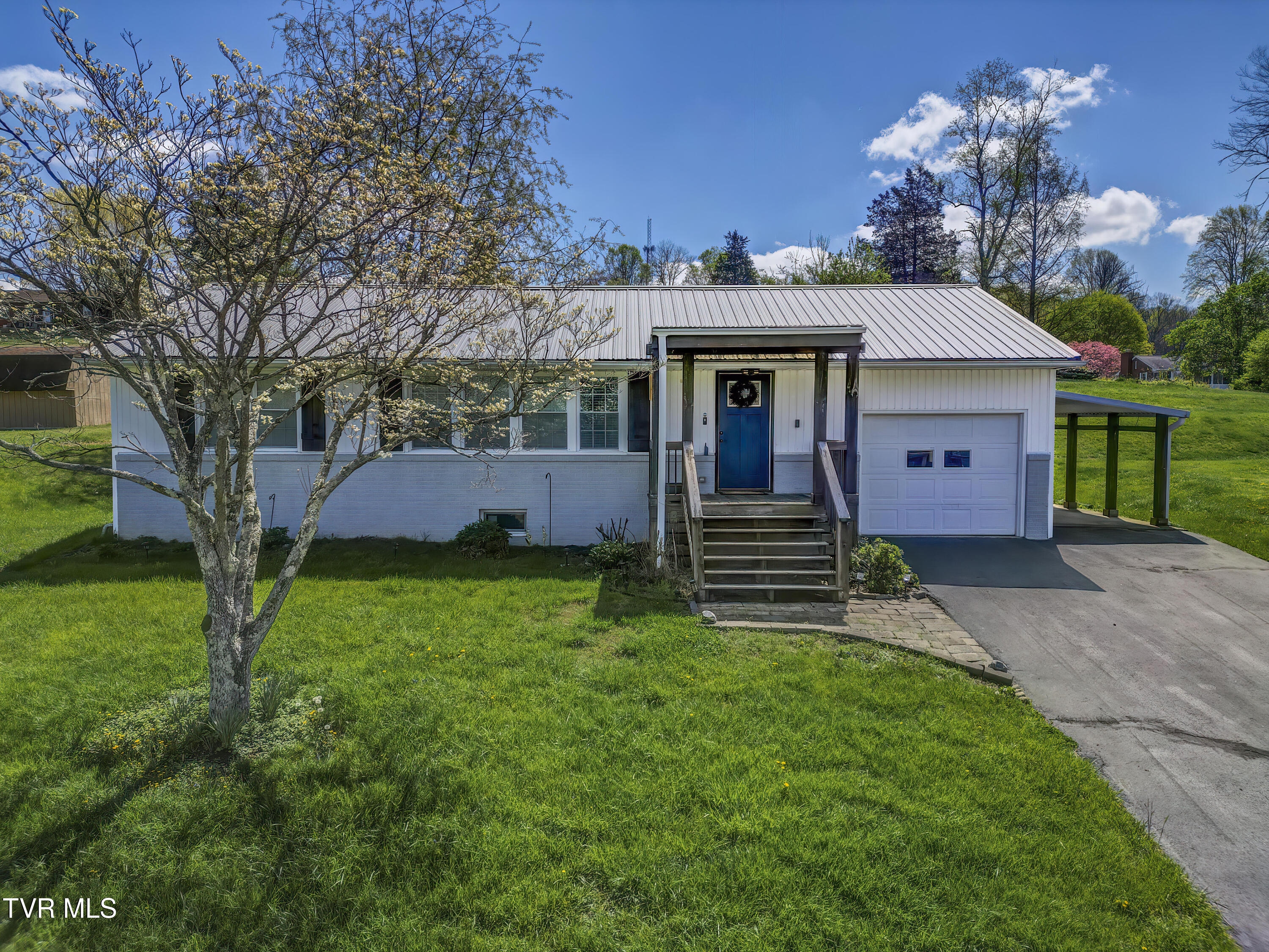 308 Elmhurst Drive, Kingsport, Tennessee image 1