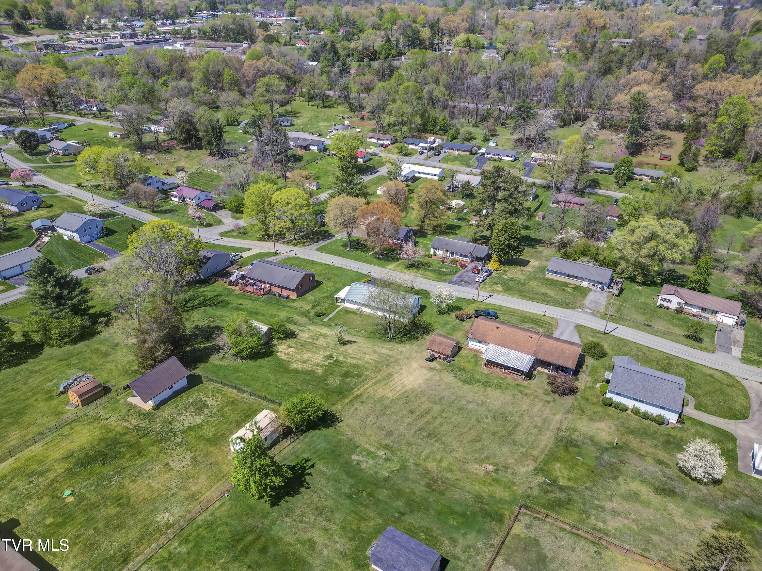 308 Elmhurst Drive, Kingsport, Tennessee image 39