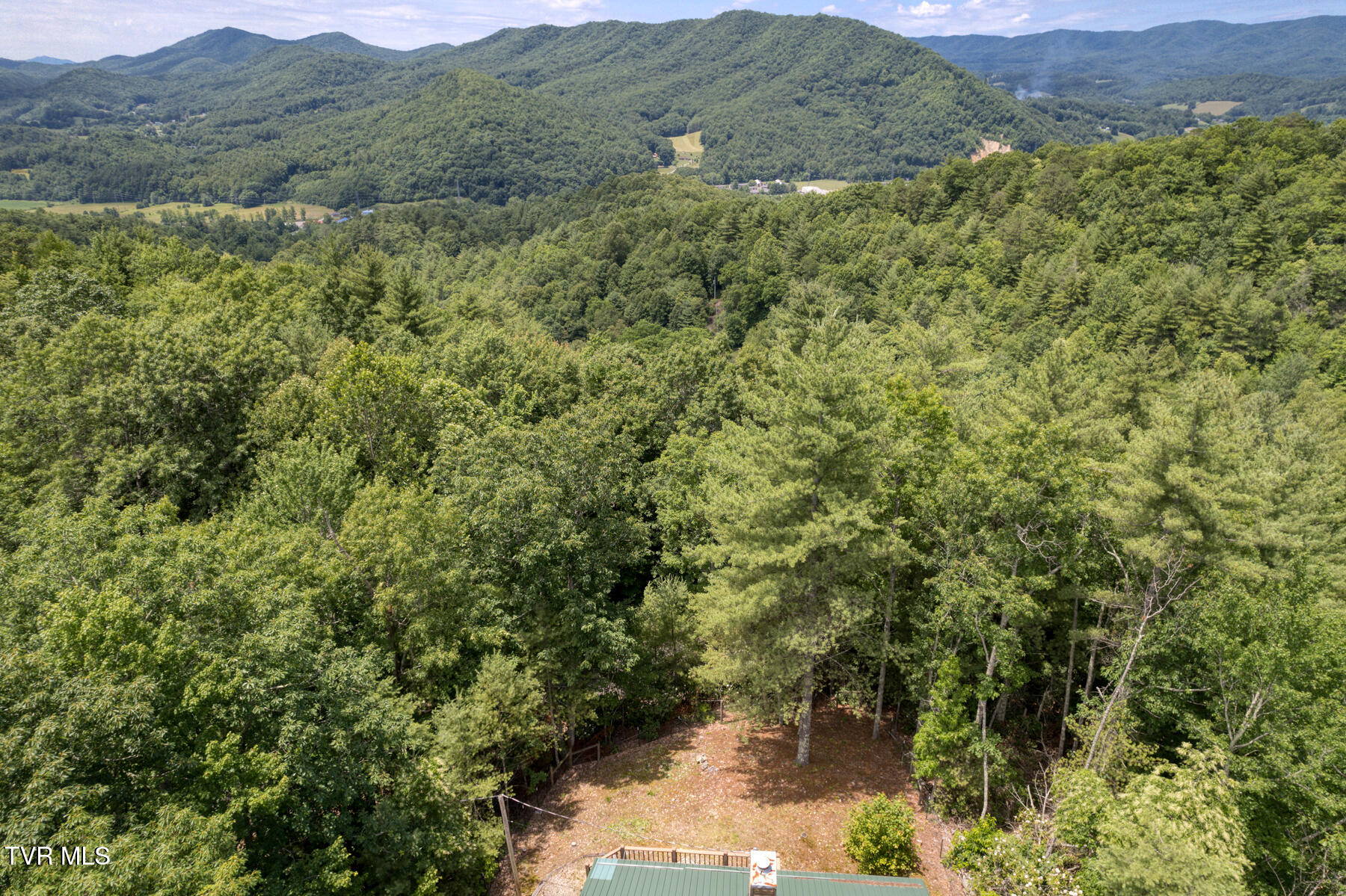 140 Apache Trail, Mountain City, Tennessee image 37