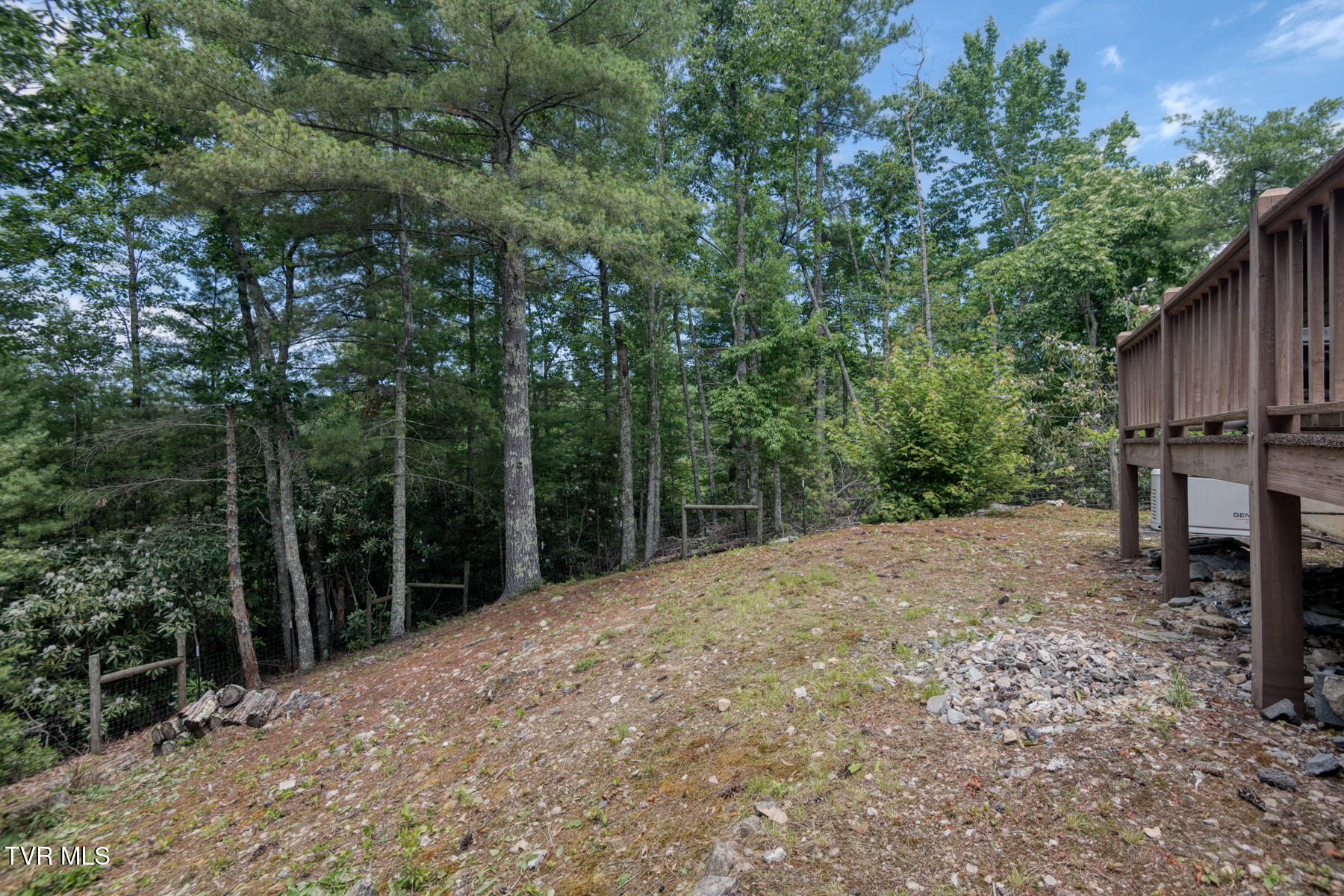 140 Apache Trail, Mountain City, Tennessee image 8