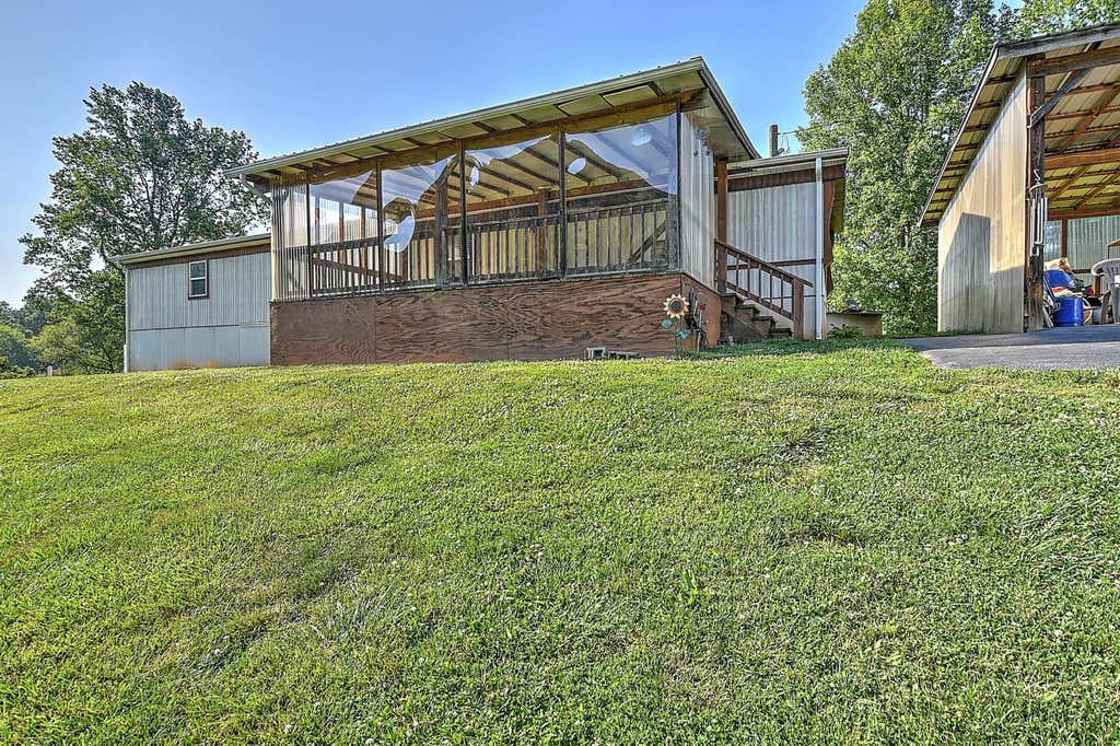 Photo of 2428 Possum Creek Road, Gate City, VA 24251 (MLS # 9999101)