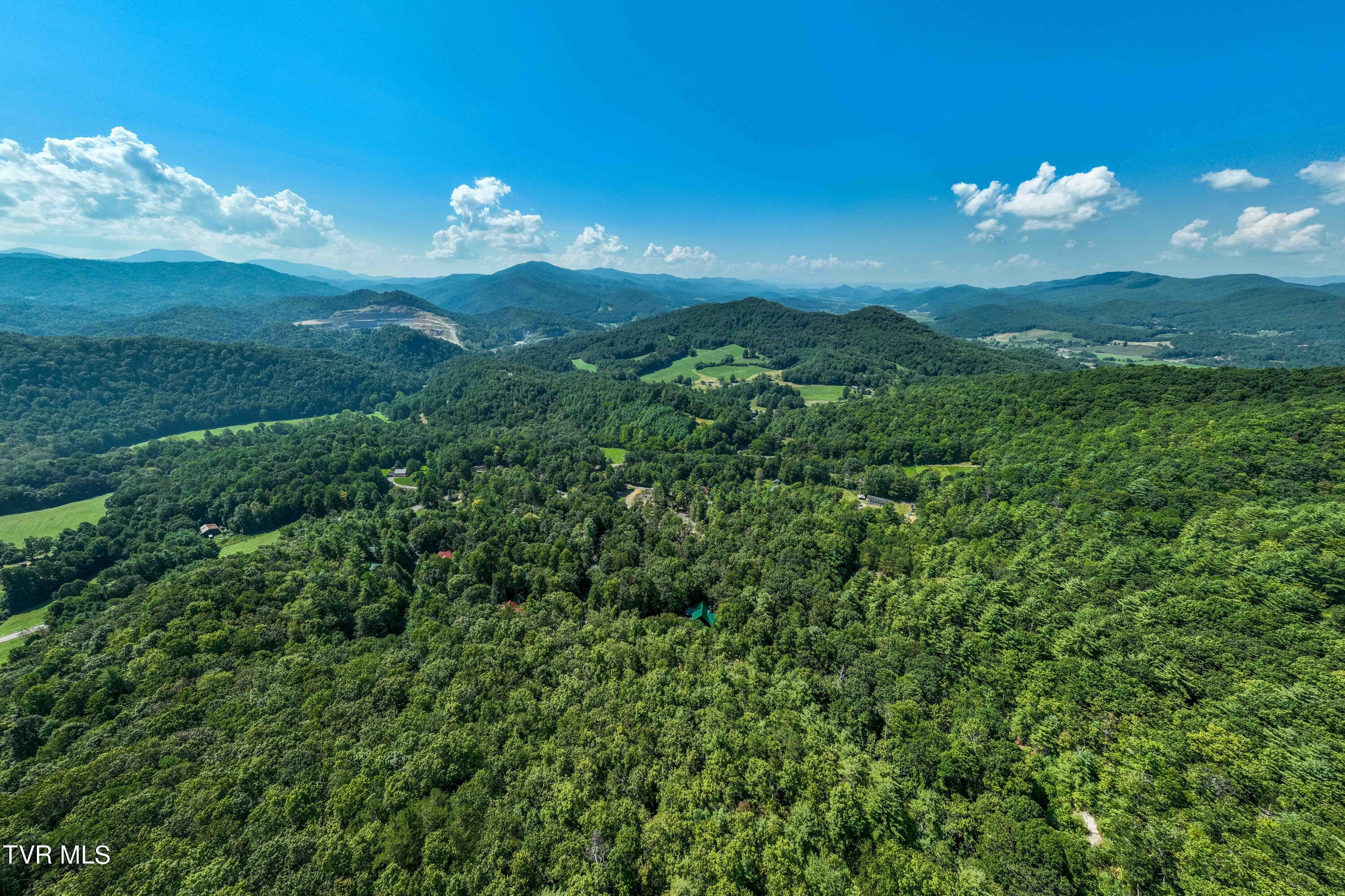 000 Ivywood Lane, Mountain City, Tennessee image 22