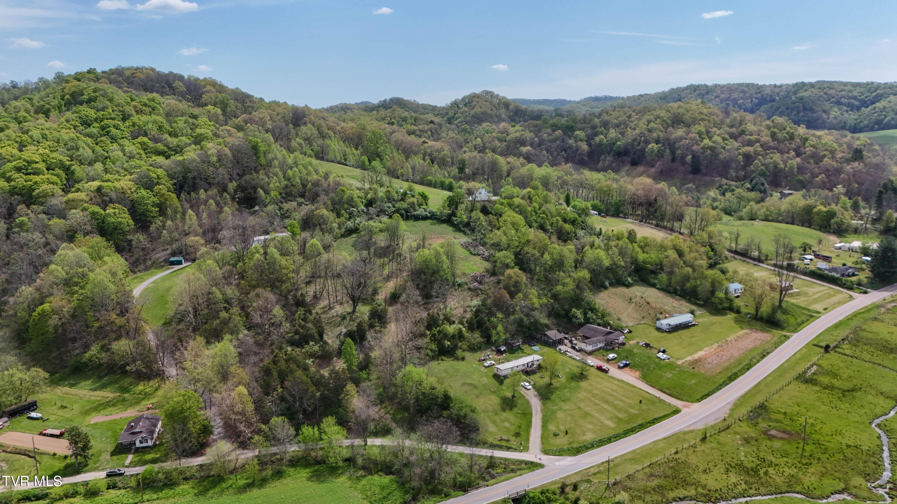Mcnamara Circle, Bristol, Virginia image 20