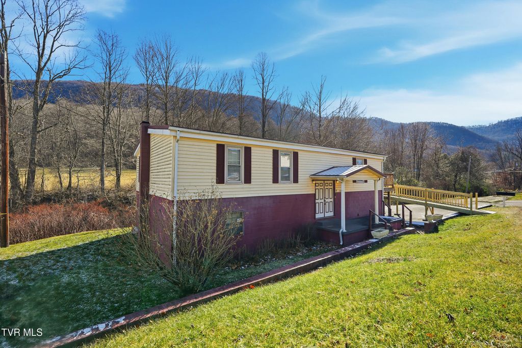 Photo of 226 Robinette Chapel Road, Big Stone Gap, VA 24219 (MLS # 9989364)