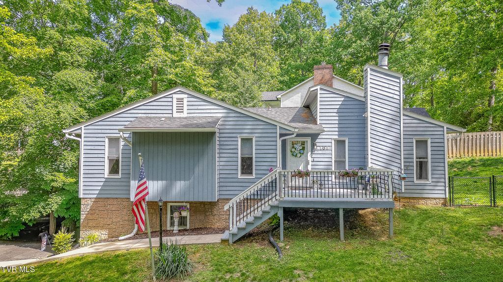 Photo of 103 Silkwood Court, Johnson City, TN 37615 (MLS # 9995528)