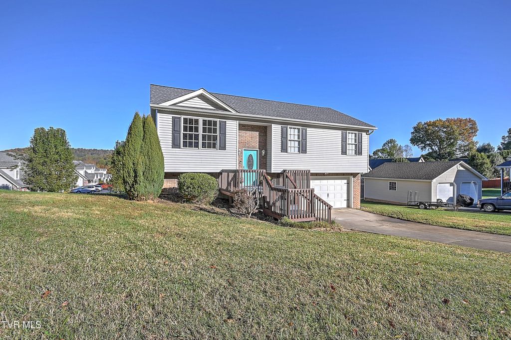 Photo of 116 Millard Lane, Blountville, TN 37617 (MLS # 9987458)