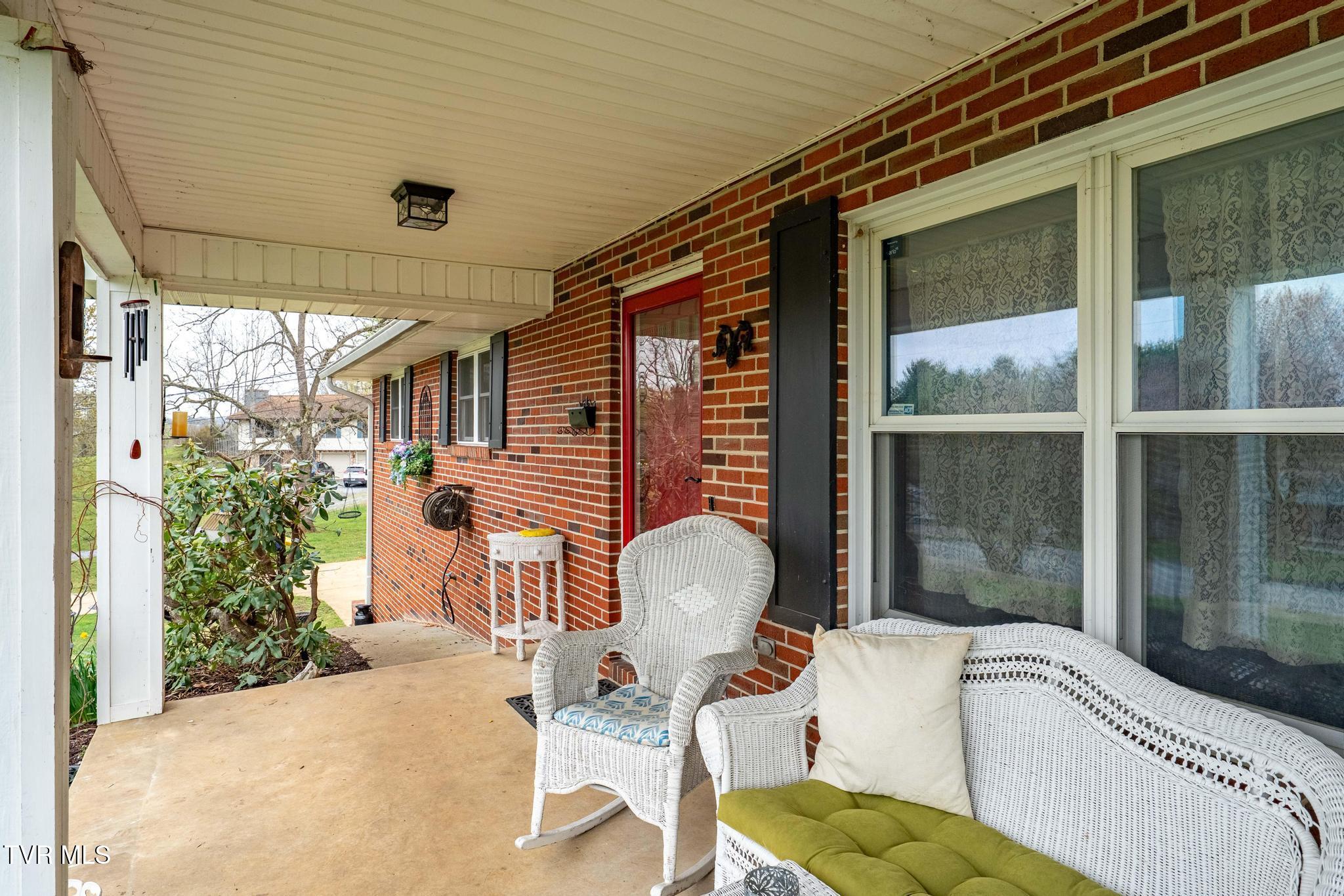 209 Polk Drive, Jonesborough, Tennessee image 3
