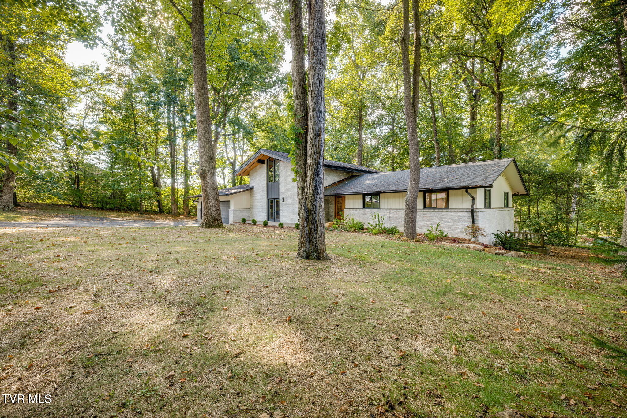 1108 Skyline Drive