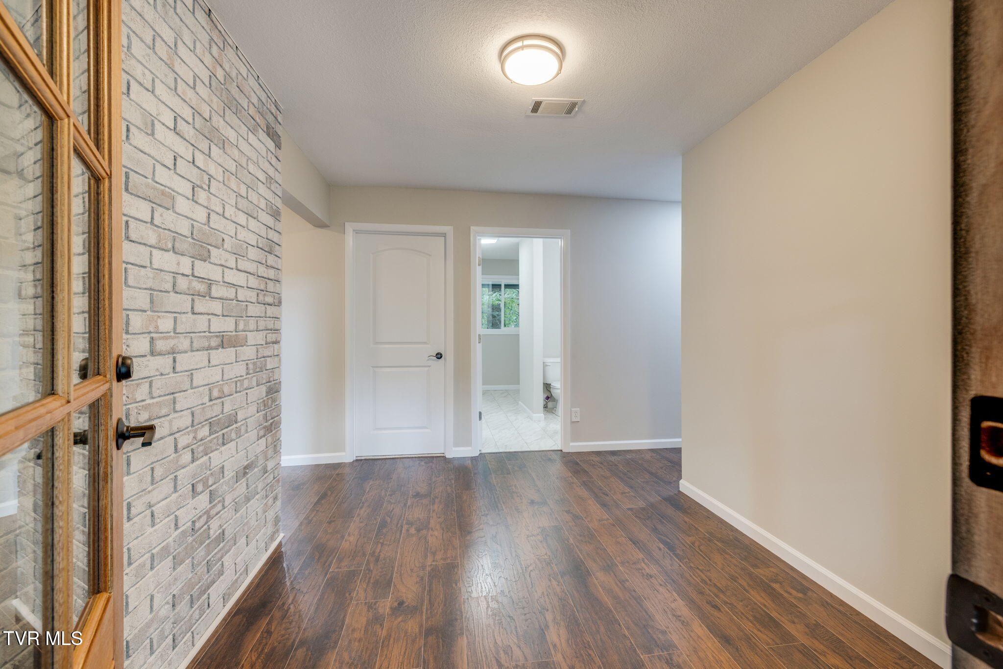 1108 Skyline Drive