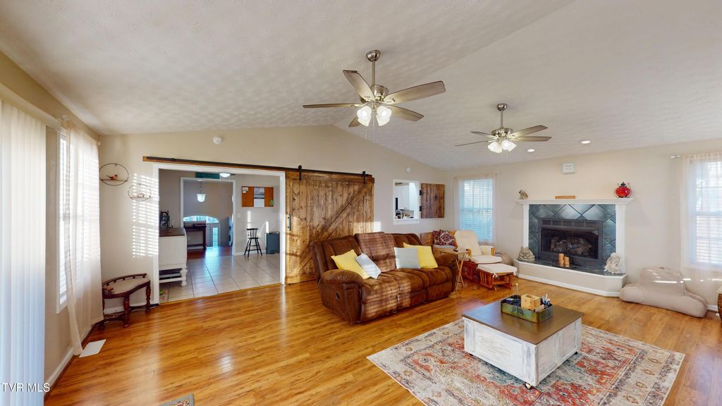 Photo of 167 Highland Hills Drive, Gray, TN 37615 (MLS # 9990468)