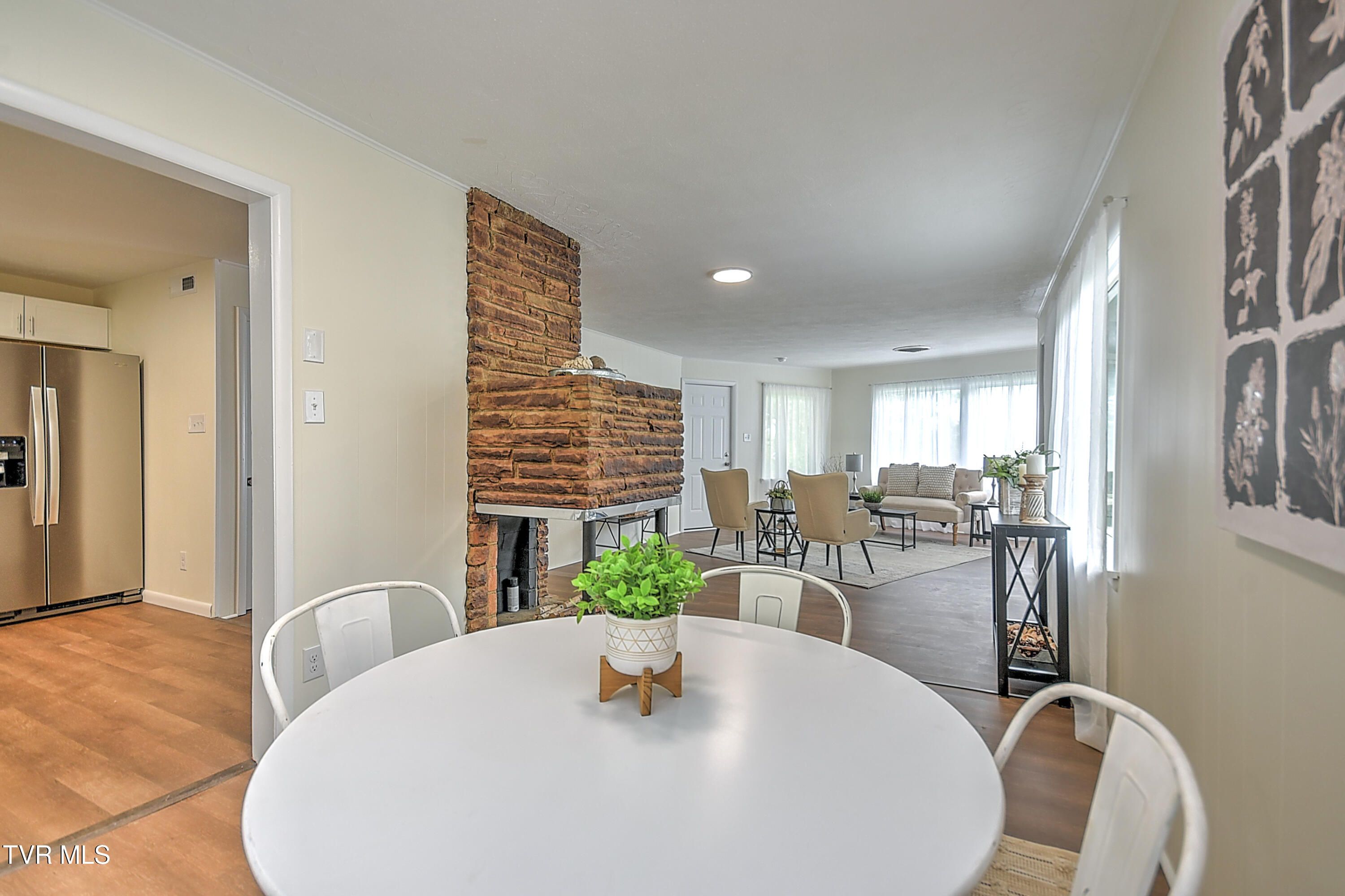 310 Knob Hill Drive, Bristol, Tennessee image 11
