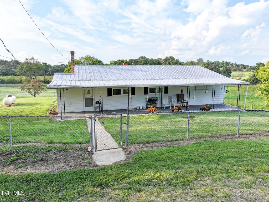 Photo of 10065 107 Cutoff, Greeneville, TN 37743 (MLS # 9985937)
