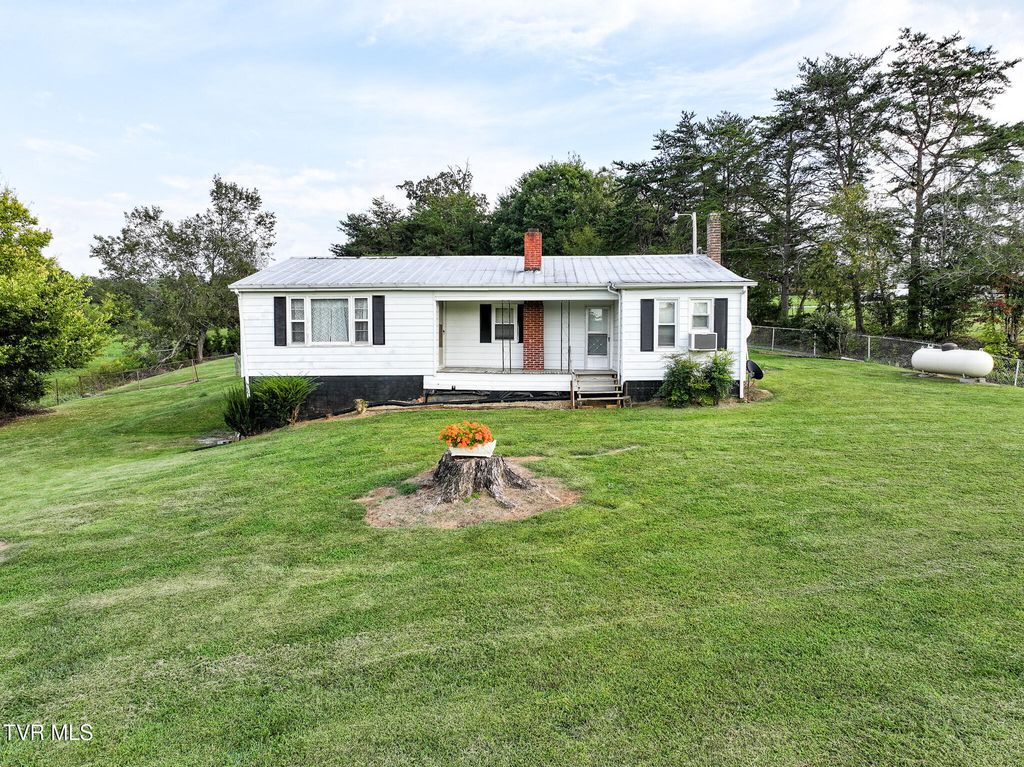 Photo of 10065 107 Cutoff, Greeneville, TN 37743 (MLS # 9985937)