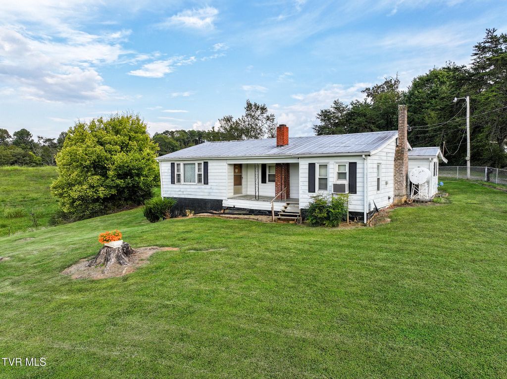 Photo of 10065 107 Cutoff, Greeneville, TN 37743 (MLS # 9985937)