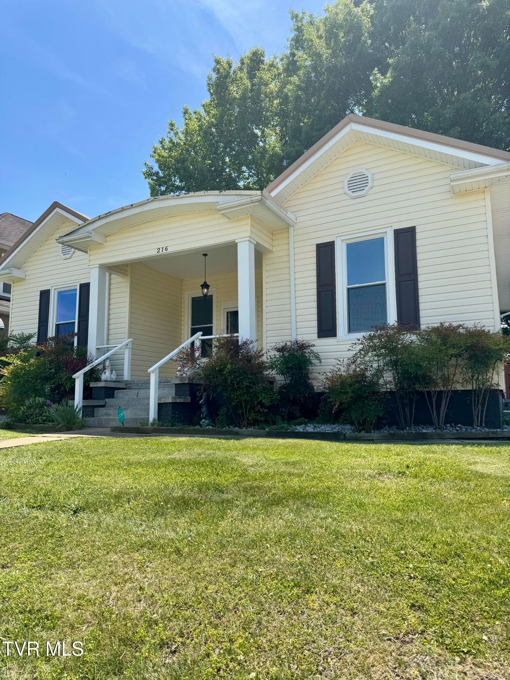 Photo of 216 1st Street, Erwin, TN 37650 (MLS # 9994903)