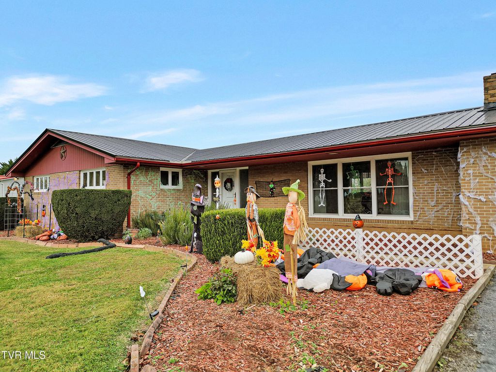 Photo of 586 Telford New Victory Road, Telford, TN 37690 (MLS # 9987750)