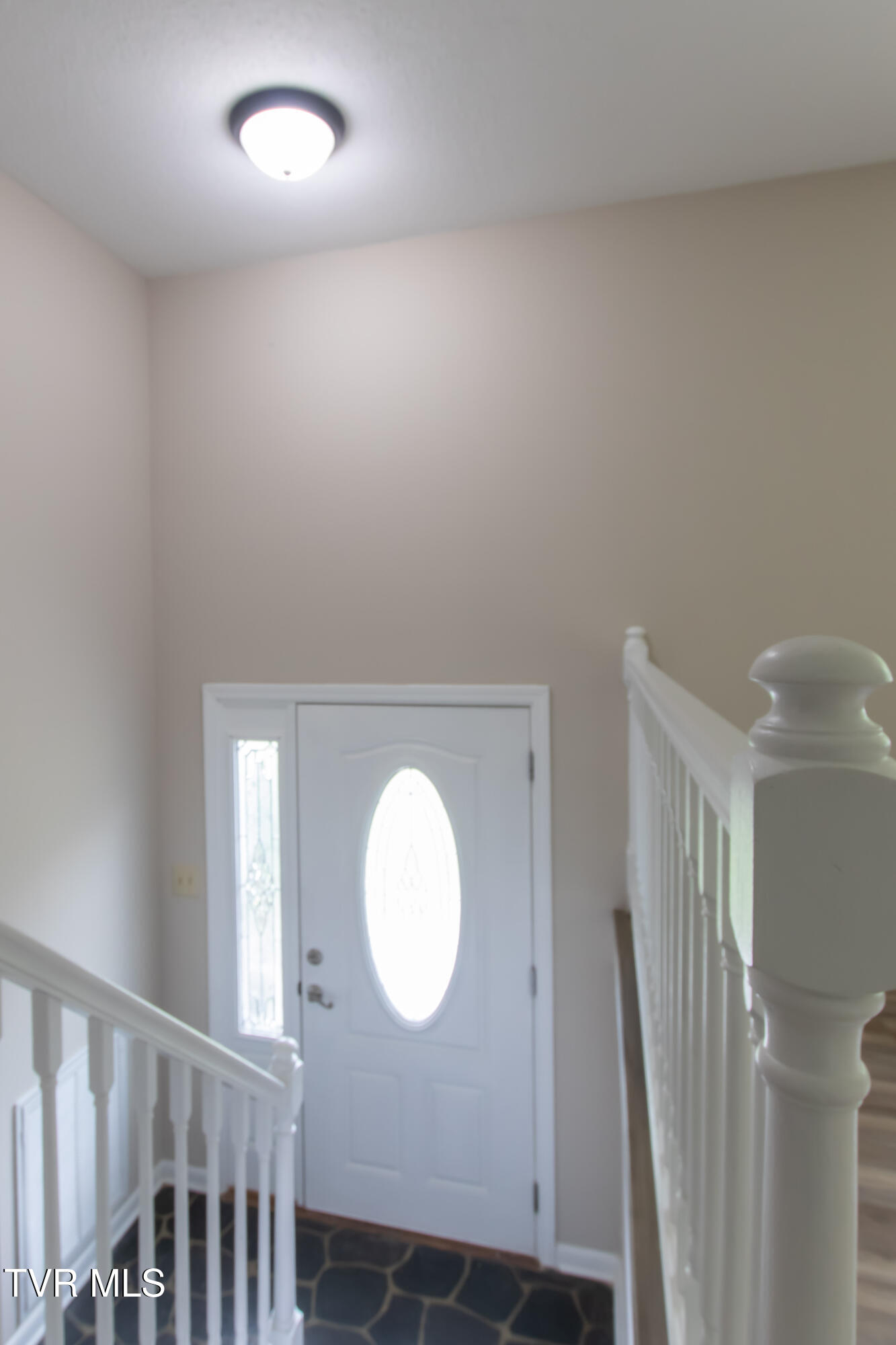 7324 White Pine Circle, Bristol, Virginia image 29