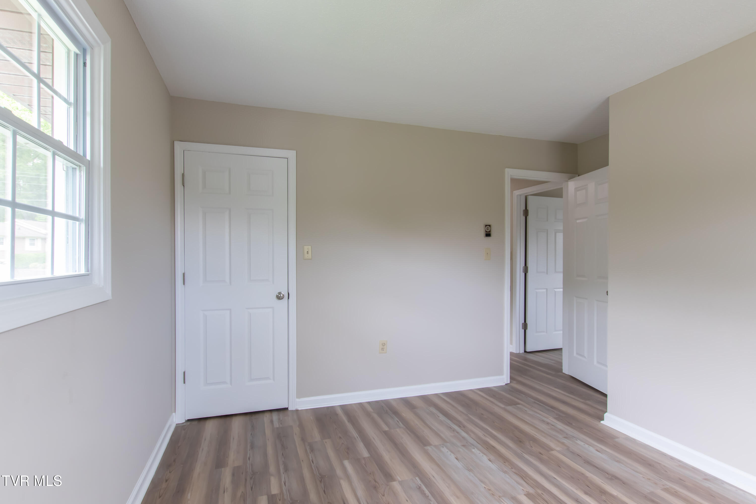 7324 White Pine Circle, Bristol, Virginia image 35