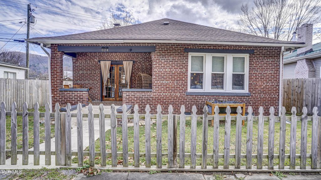 Photo of 524 Carolina Avenue, Erwin, TN 37650 (MLS # 9990487)