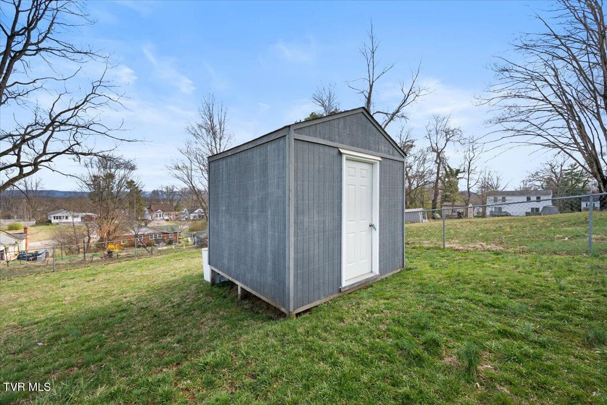 218 Magnolia Drive, Bristol, Virginia image 24