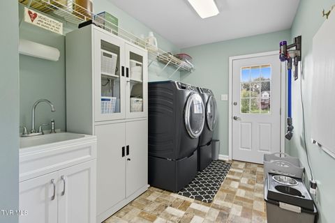 Tiny photo for 152 Acorn Lane, Bristol, VA 24202 (MLS # 9986285)