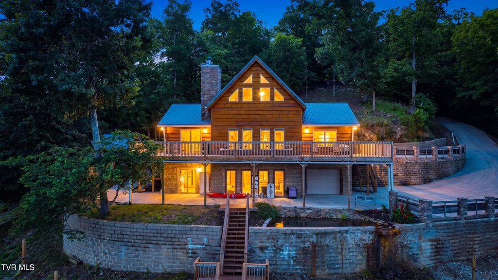 Photo of 857 Wilderness Drive, Mooresburg, TN 37811 (MLS # 9996000)