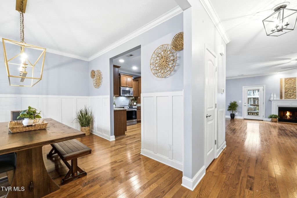 Photo of 2815 Wallace Court, Kingsport, TN 37664 (MLS # 9991838)