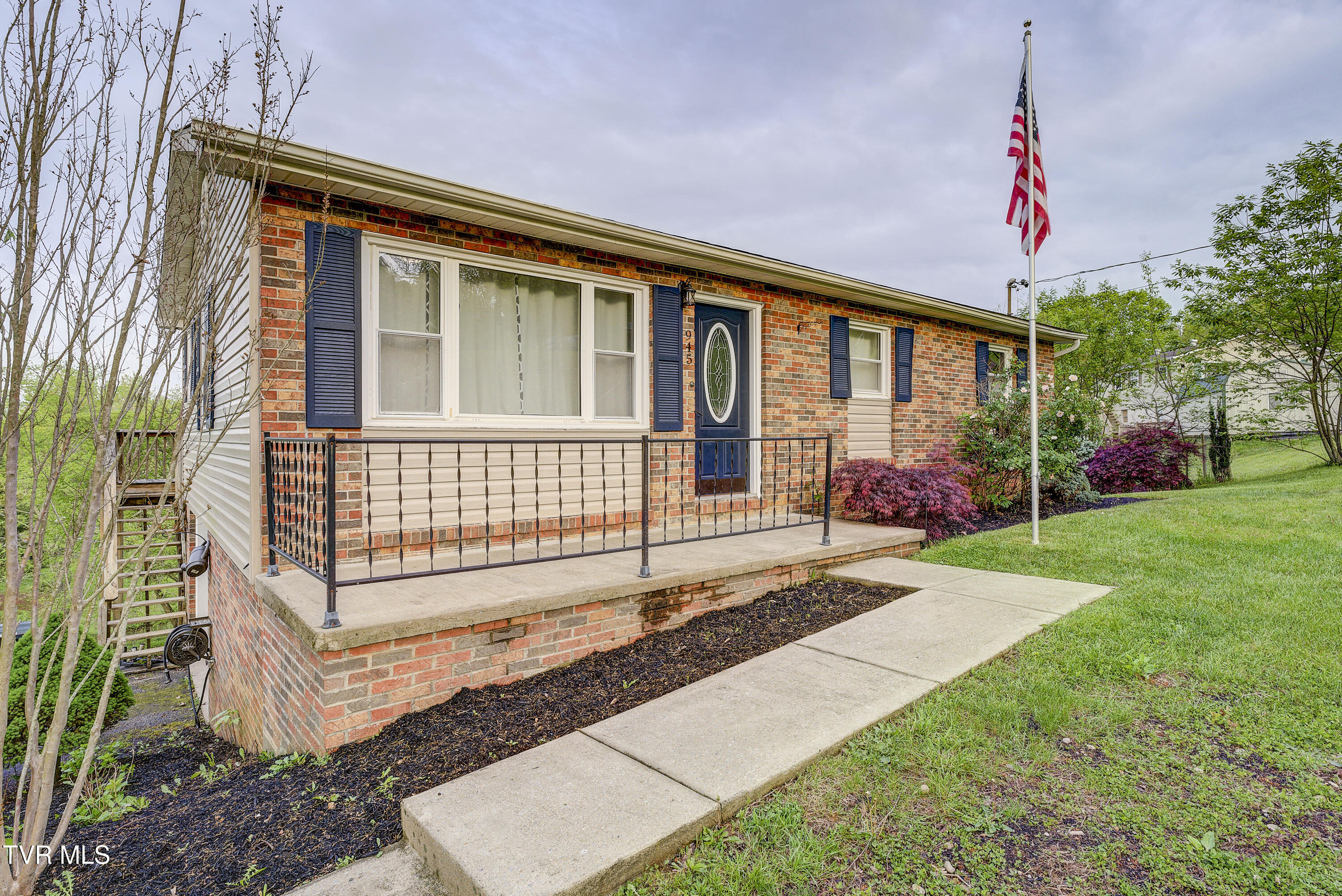 945 Choctaw Drive, Chuckey, Tennessee image 2