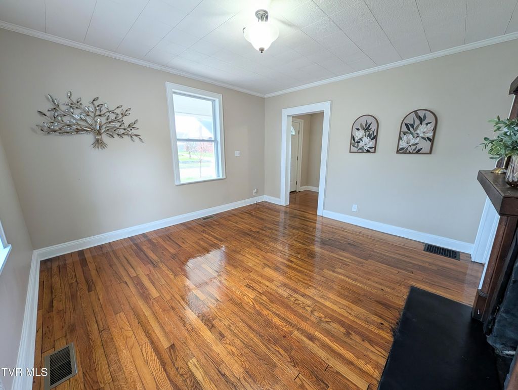 Photo of 1514 Sullivan Street, Kingsport, TN 37660 (MLS # 9991981)